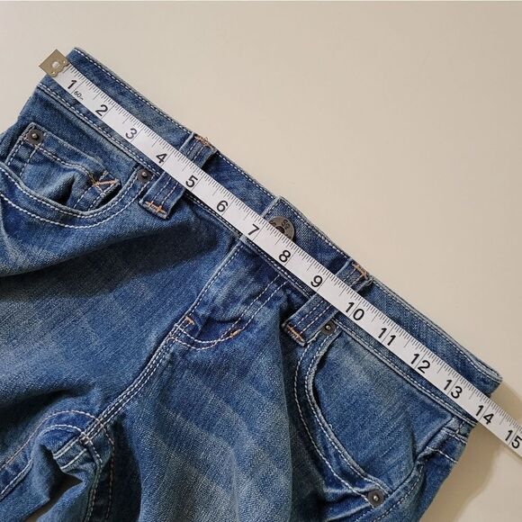 SO Women's Blue 5 Pocket Cuff Capri - Picture 3 of 11